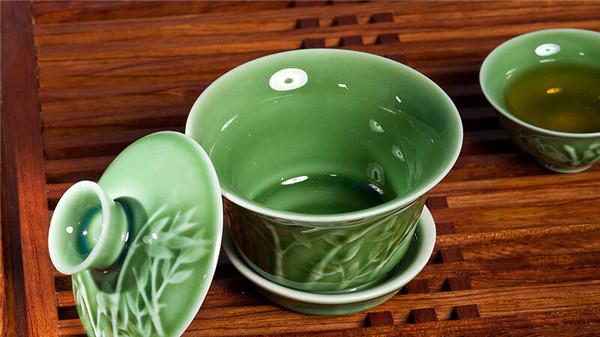 茶壶和盖碗（茶壶和盖碗泡茶有啥区别）